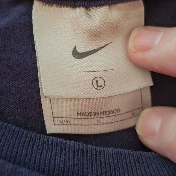 Kids Nike T-Shirt Sz L (14) - Picture 4 of 5